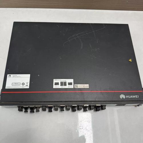 华为rhub5965通信设备,成色如图,轻微使用痕迹.配